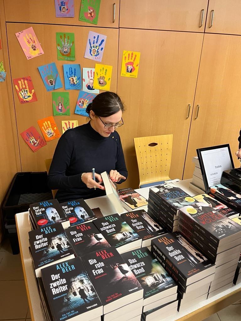 Öffentliche Bücherei der Pfarre und Gemeinde Helfenberg